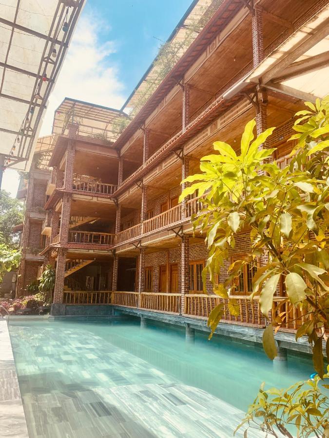 Ho Nui Dinh Hotel Ninh Bình Extérieur photo