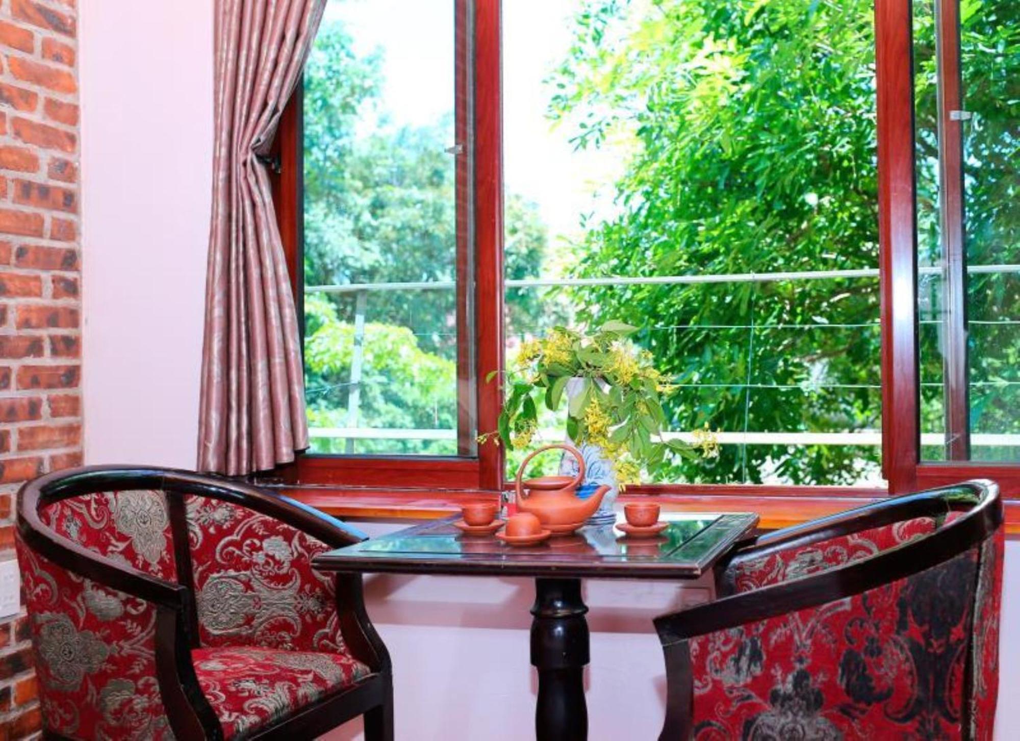 Ho Nui Dinh Hotel Ninh Bình Extérieur photo