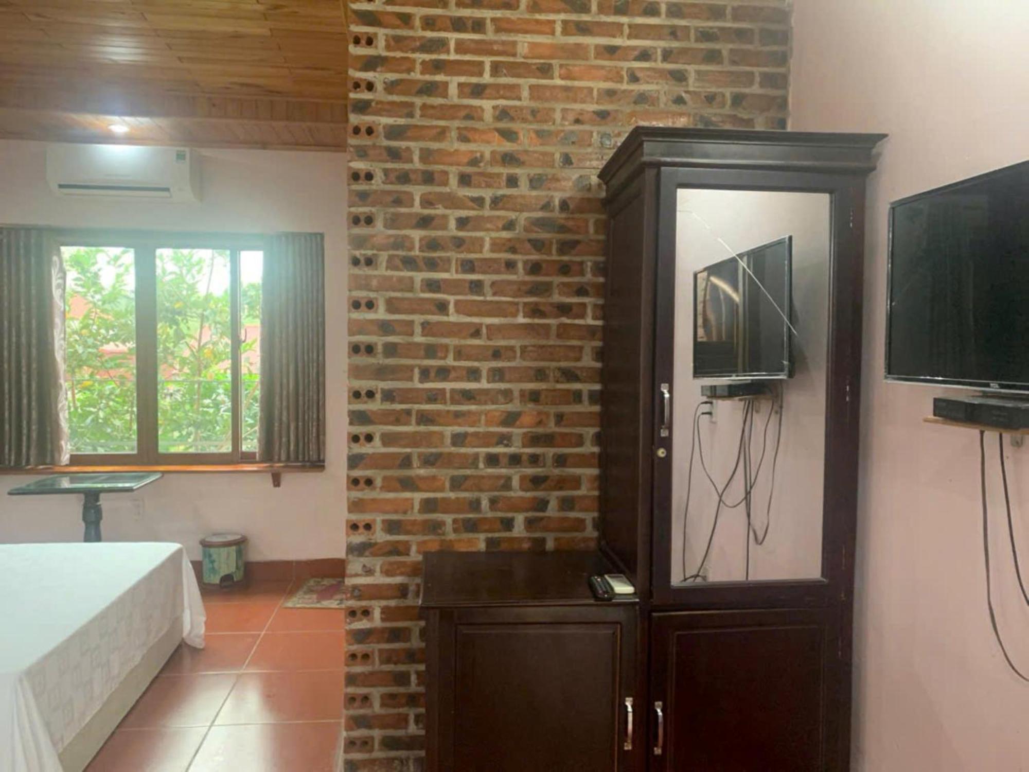 Ho Nui Dinh Hotel Ninh Bình Extérieur photo